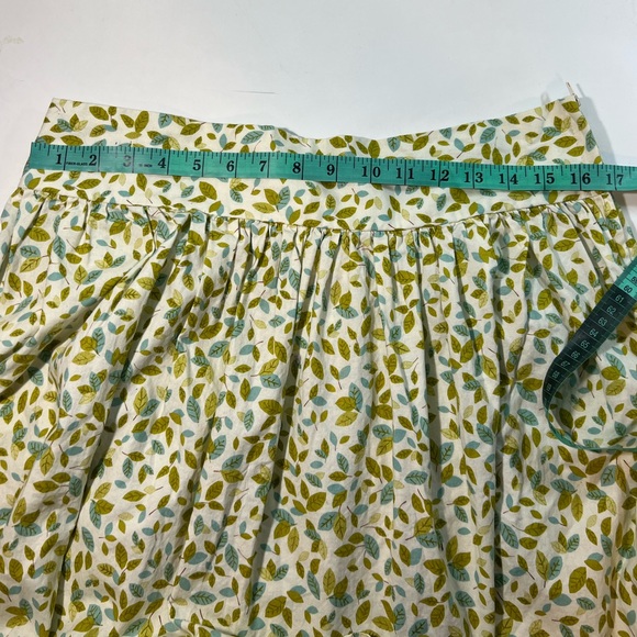 Pinup Couture Heart of Haute Leaf Skirt sz 1X - Picture 13 of 15